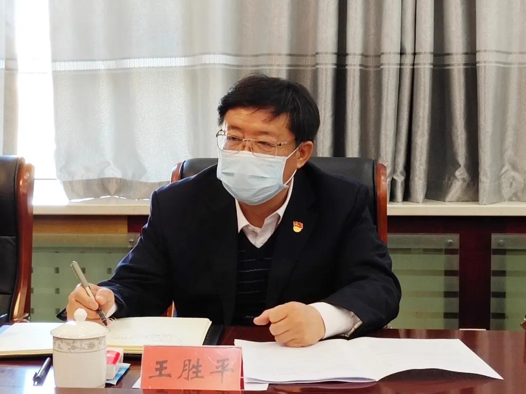 王胜平在一八一团调研