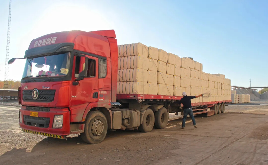 小编邀您来看温暖山西的兵团棉花被是如何生产出来的