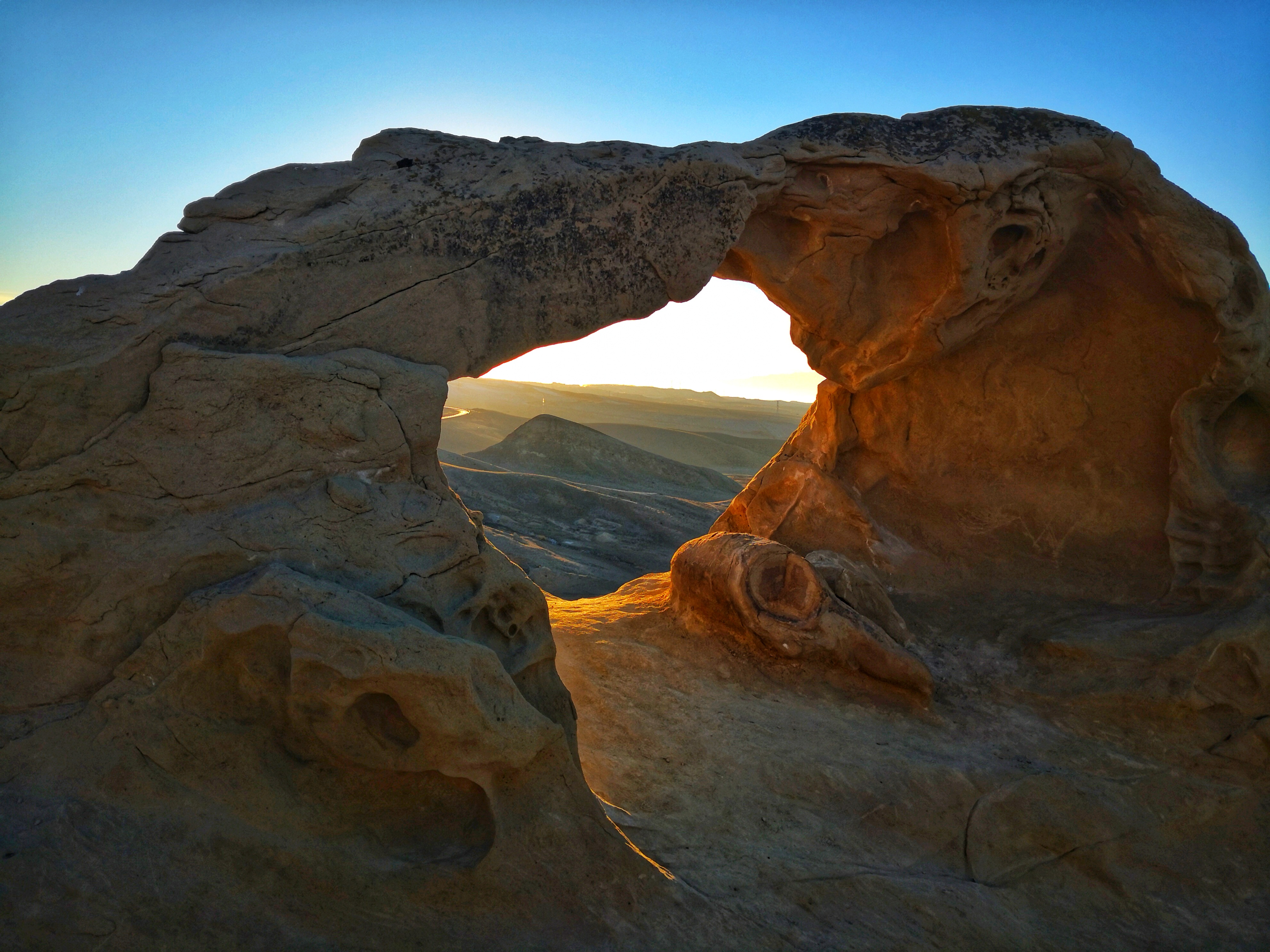 鬼斧神工伊犁河谷雅丹地貌风光美轮美奂