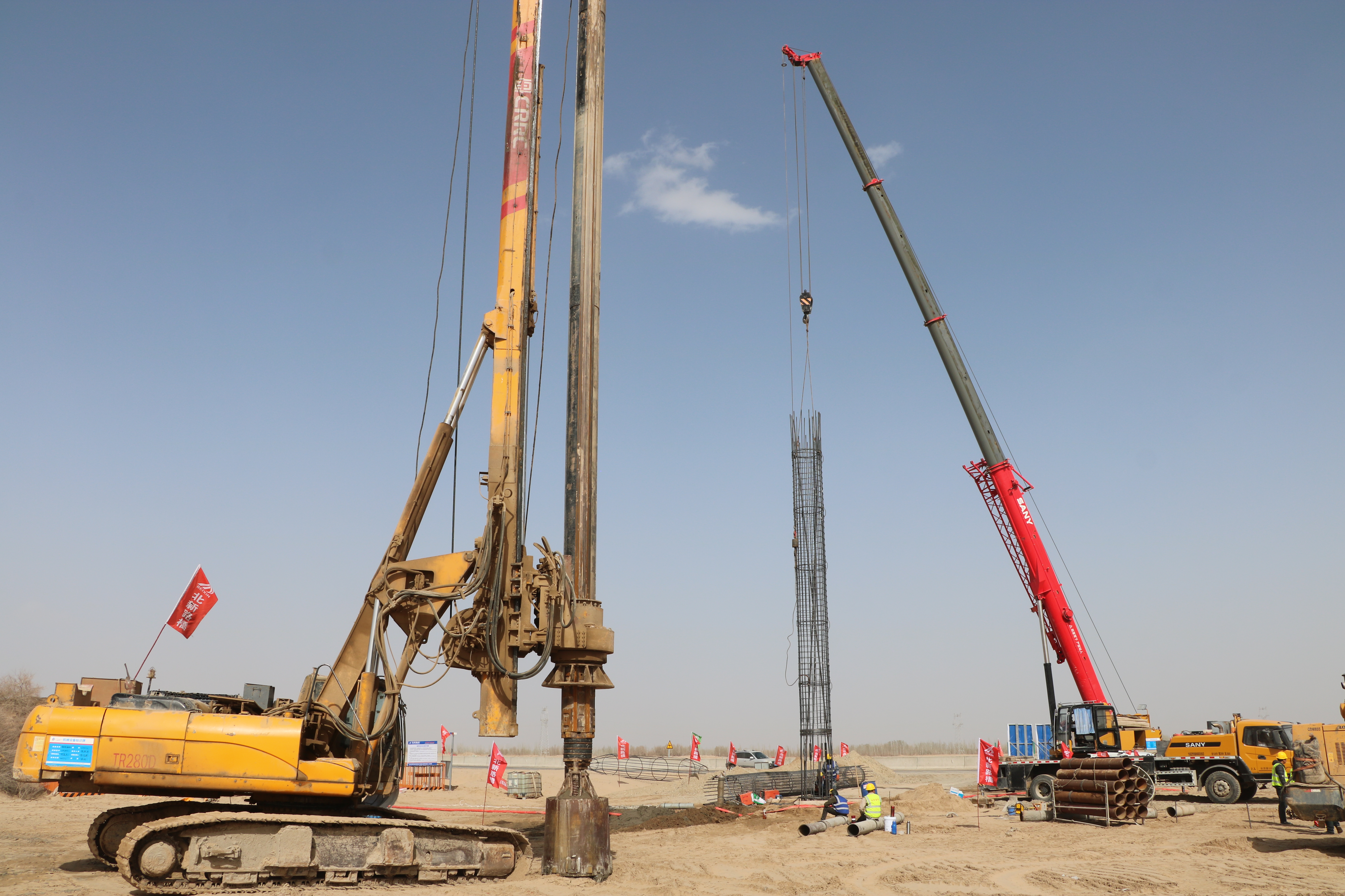 北新路桥集团g3036阿克苏至阿拉尔高速公路第二合同段项目首根桩基
